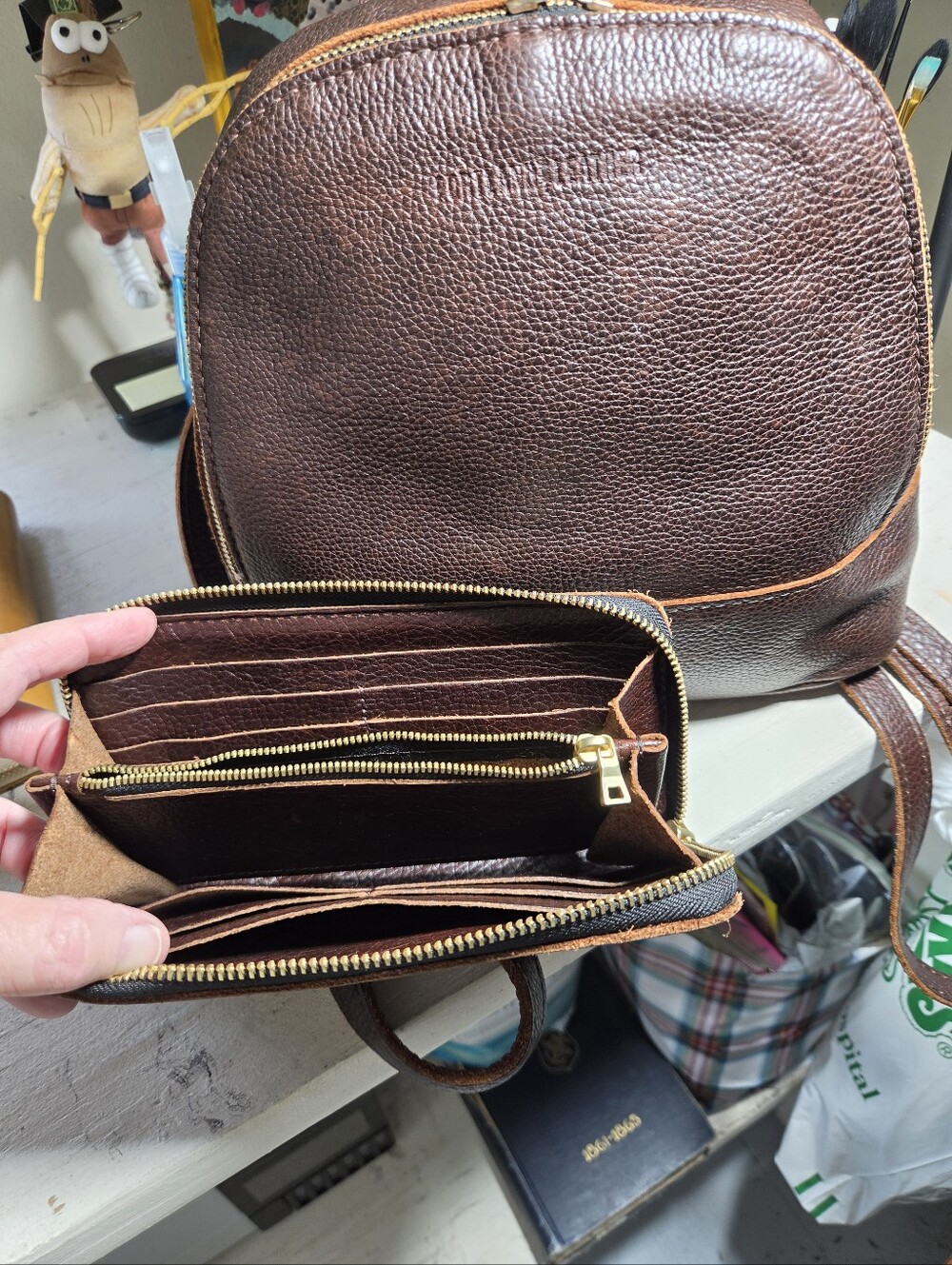 Portland Leather Rue Backpack and wallet - Picture 8 of 11